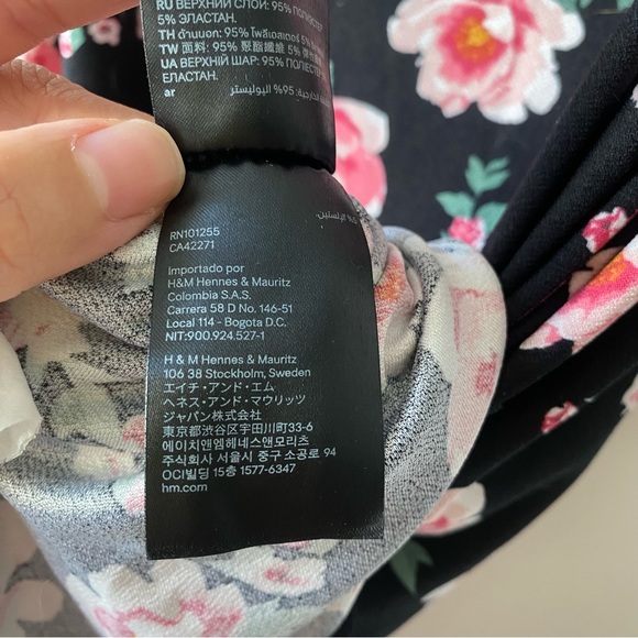 H&M Off The Shoulders Bold Floral Shift Dress Medium - Picture 10 of 10